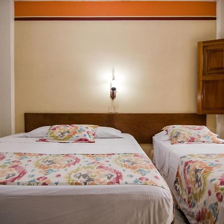 Hotel Valdivia Plaza Jardín Eksteriør billede
