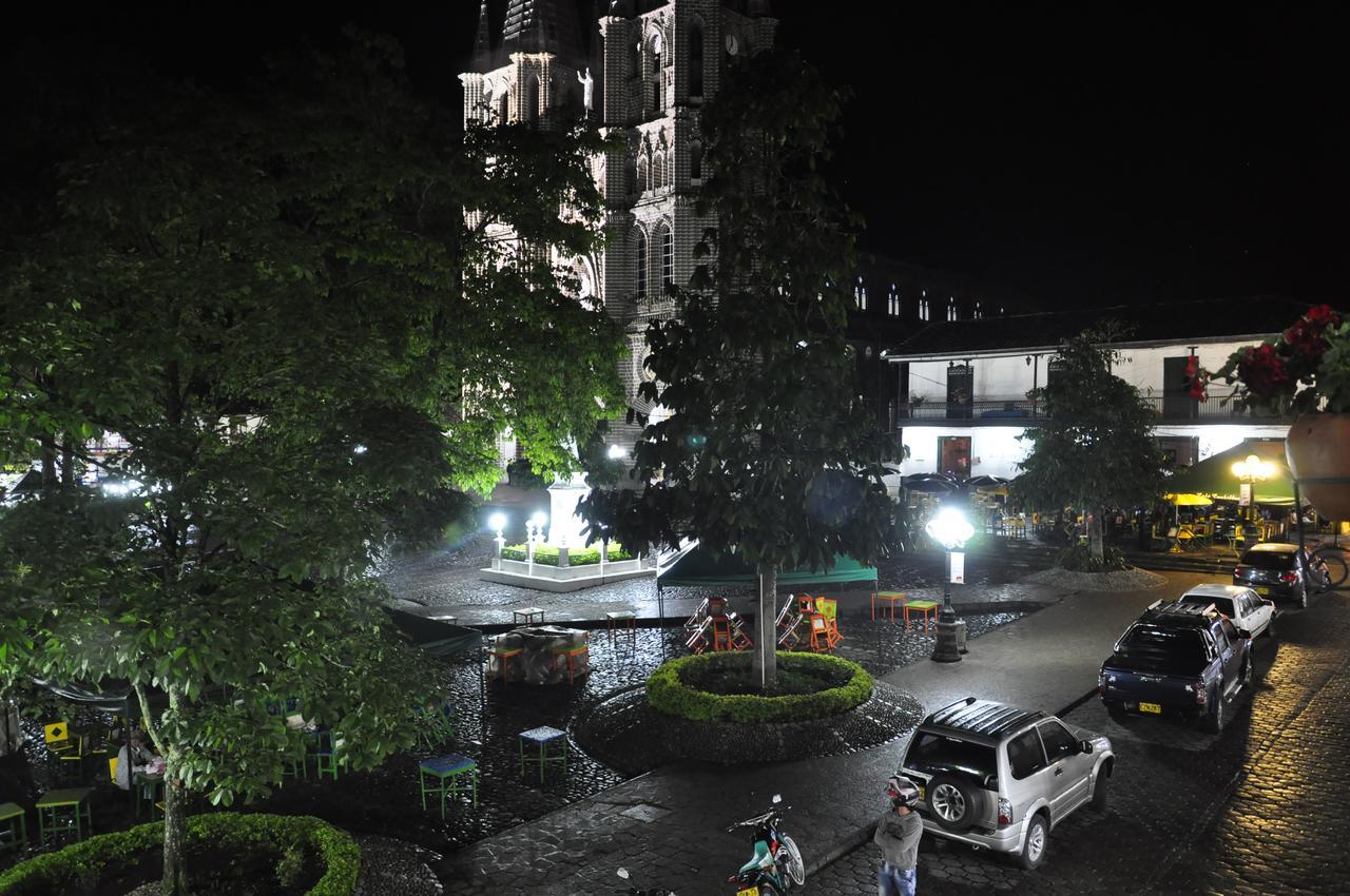 Hotel Valdivia Plaza Jardín Eksteriør billede