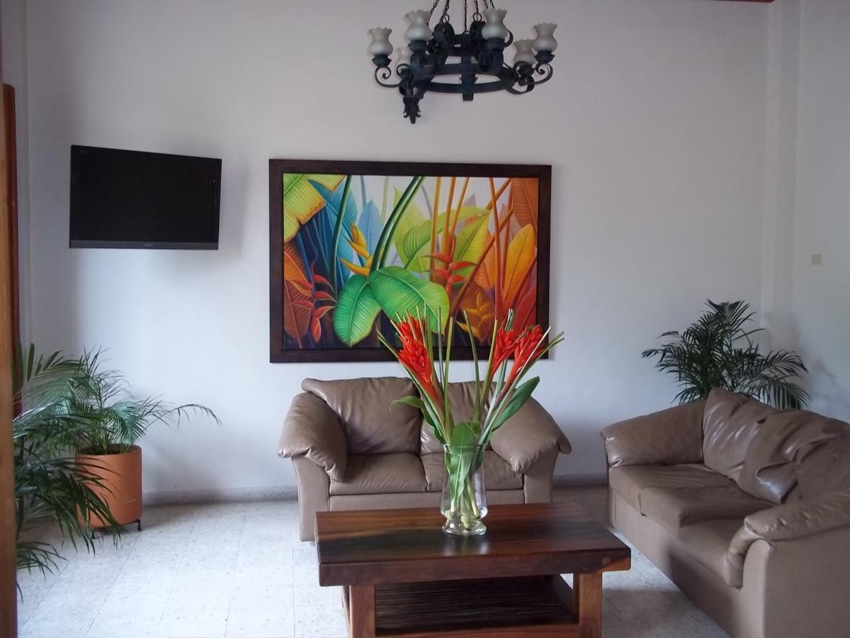 Hotel Valdivia Plaza Jardín Eksteriør billede